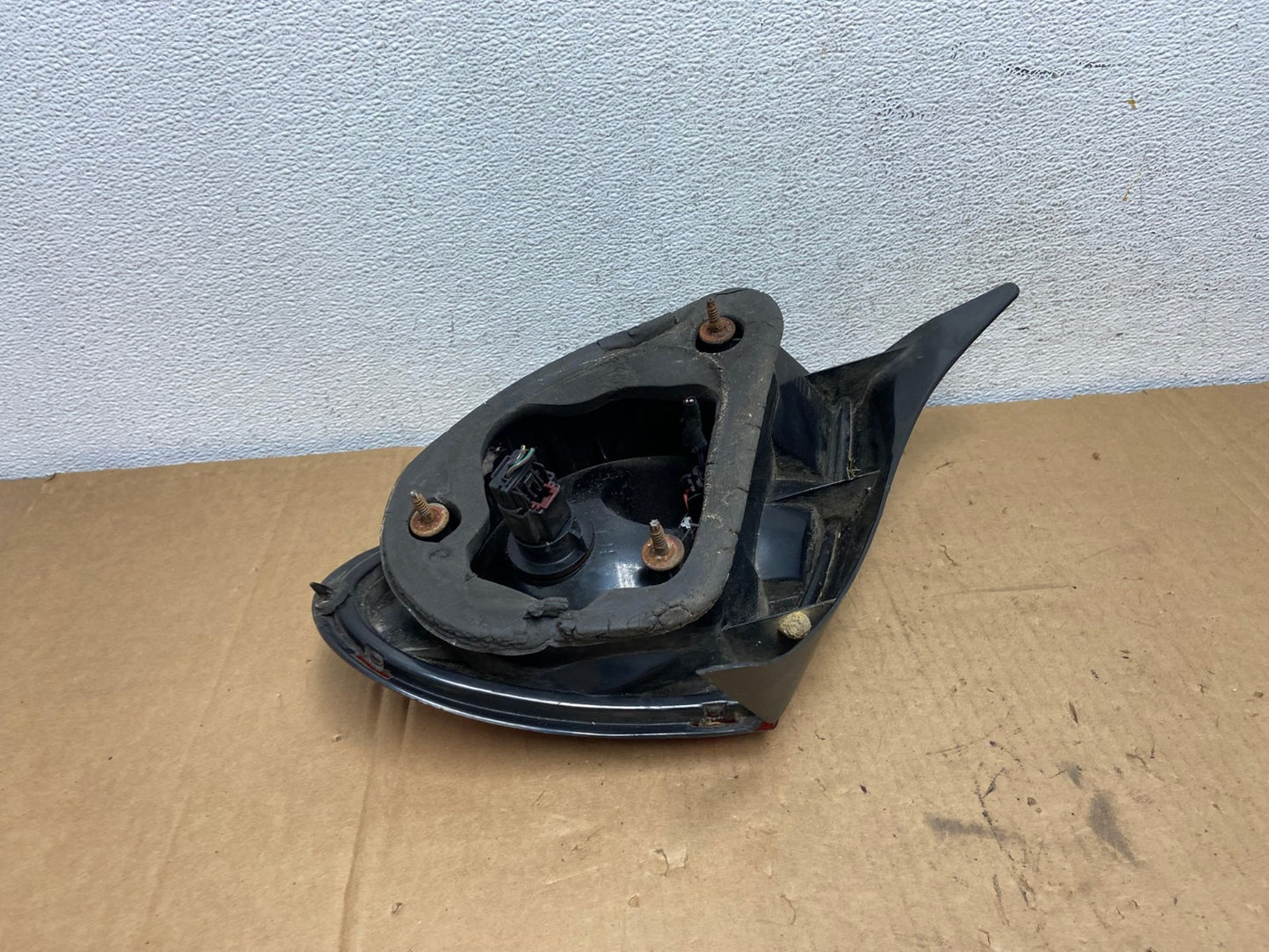 2000 2001 2002 Dodge Neon Left Driver LH Side Tail Light AD2788 LK4