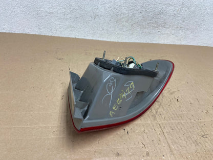 1998 1999 2000 Toyota Corolla Left Driver Lh Side Tail light AE6429 LK5