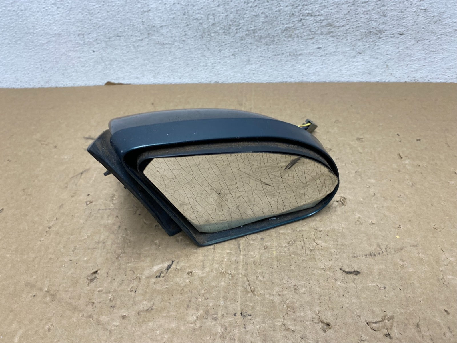 1989 1997 Mercury Cougar Right Passenger Side View Door Mirror Panel AF7998 DW8