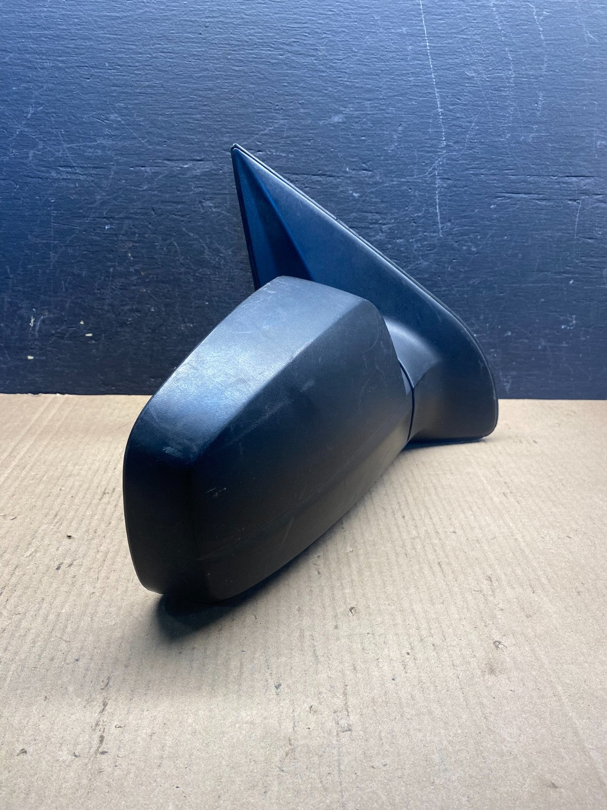 2003 to 2009 Kia Sorento Right Passenger View Door Mirror AE6352 DW1