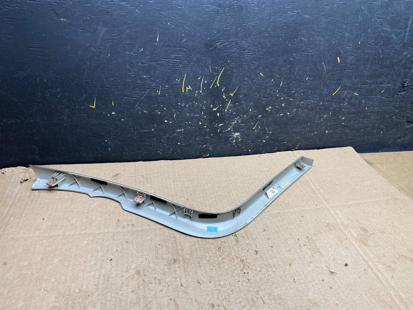 2011 to 2014 Ford Edge Right Passenger Side Trim Panel Bezel Z1681 DG4