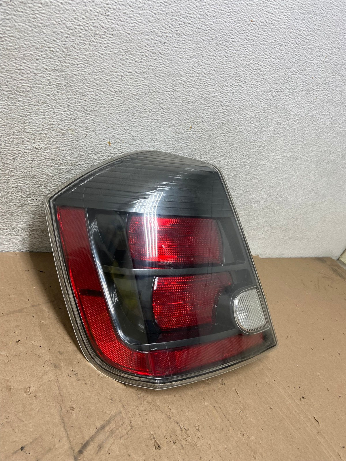 2010 2011 2012 Nissan Sentra Left Driver Side Tail Light AG4901 LK2