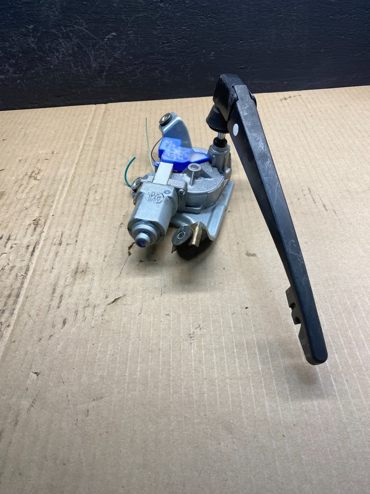 2018 to 2023 Subaru XV Crosstrek Rear Wiper Motor AC09082