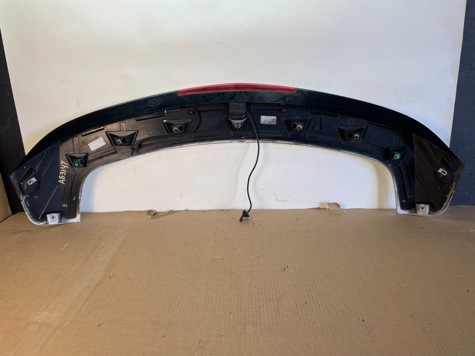 2010-2016 Cadillac Srx Upper Rear Spoiler Wing Brake Light AG3147 DG3