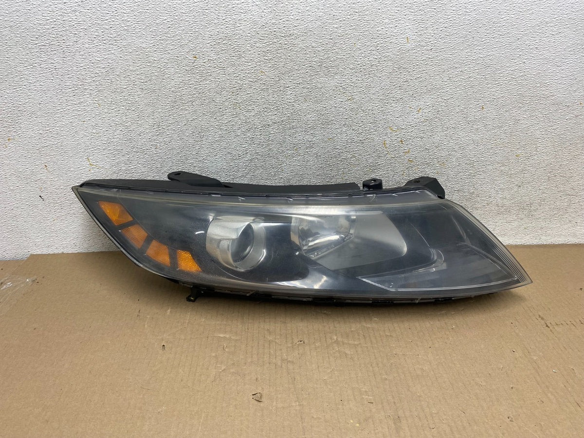 2011-2013 Kia Optima Right Passenger RH Side Headlight Halogen AH5744 DW0