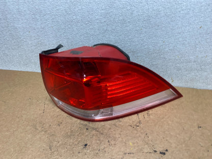 2010-2014 Volkswagen Golf MK6 Wagon Right Passenger Side Tail Light OEM S7243 GD1