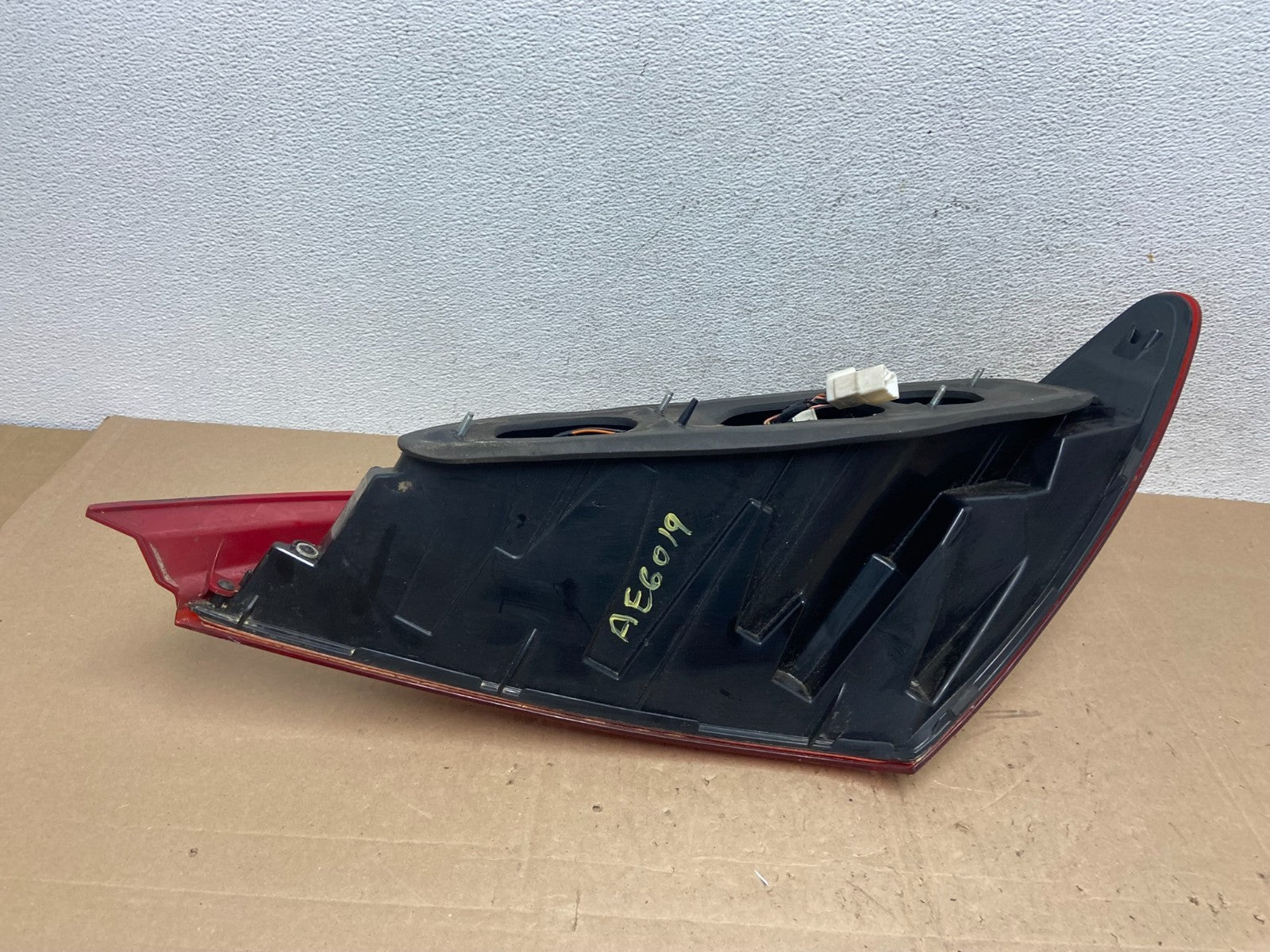 2013-2016 Hyundai Genesis Coupe Left Driver LH Tail Light AE6019 DG6