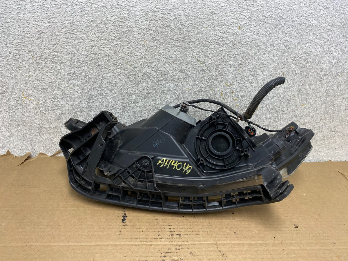 2010 - 2011 Honda Insight Right Passenger RH Halogen Headlight AH4049 DG5