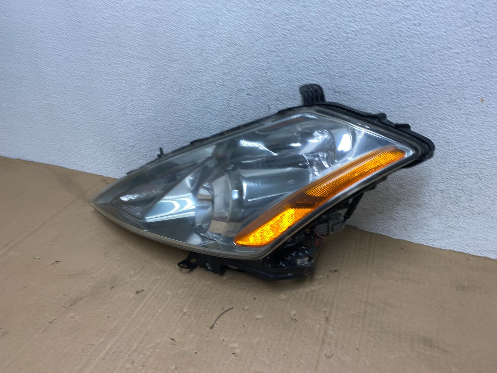 2003 to 2007 Nissan Murano Headlight Xenon HID Left Driver LH AE9124 DW1