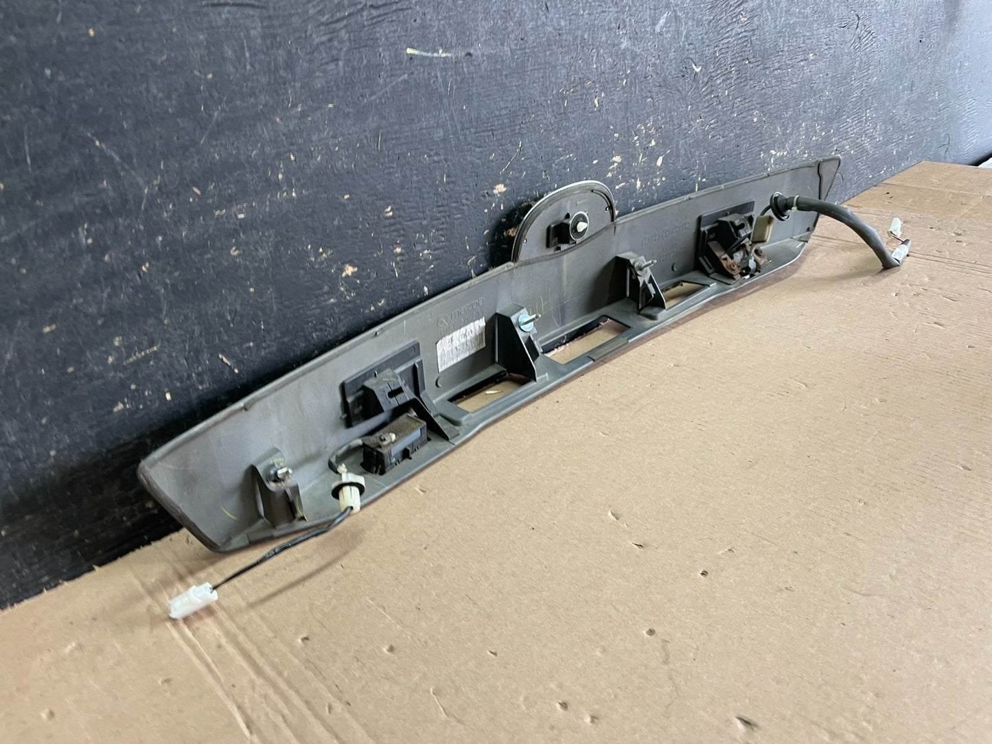 2007-2014 Mazda CX-9 Trunk Lid Garnish Panel Molding Trim Back  Camera AA1924 DG8
