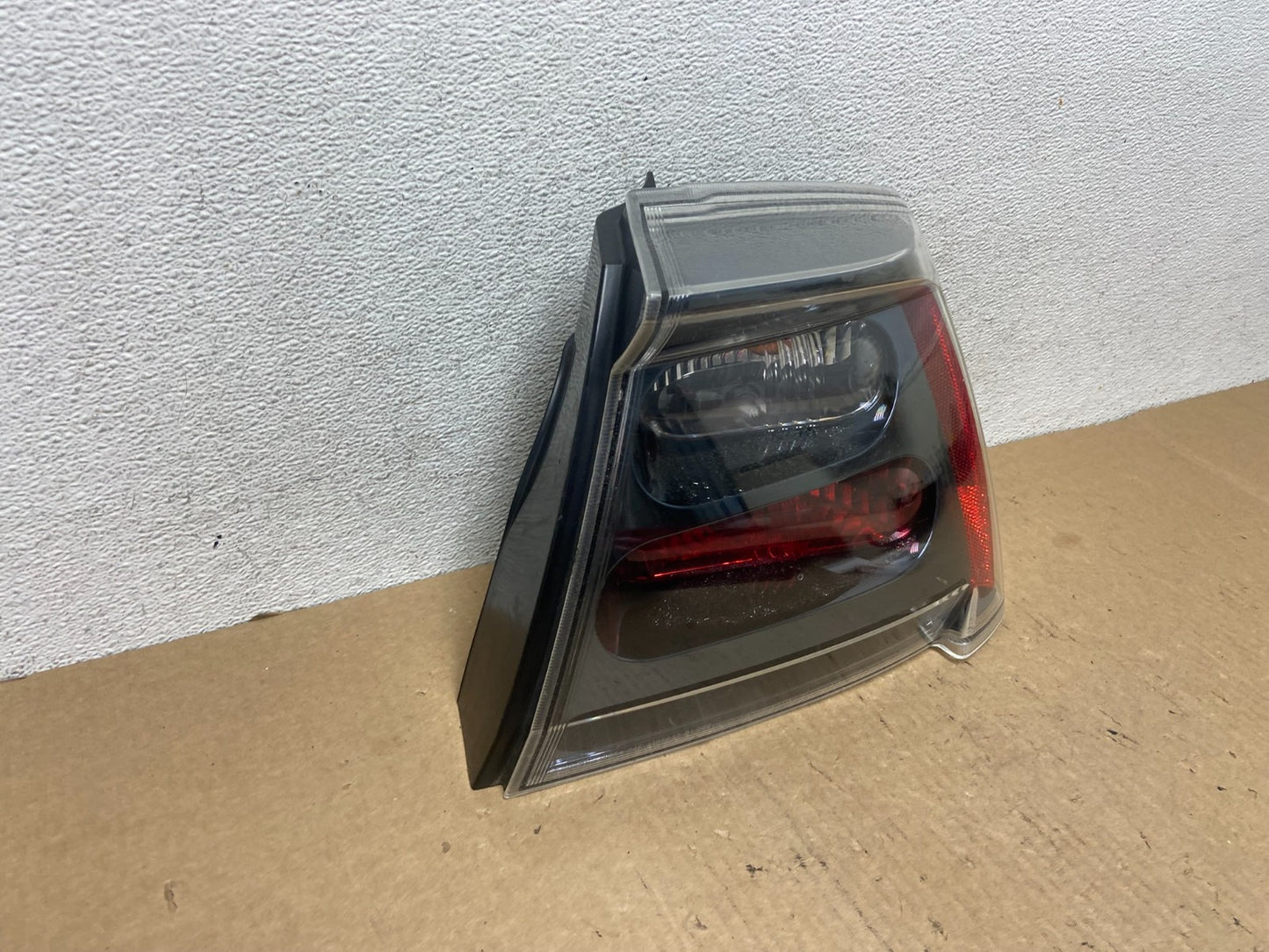2006 to 2008 Mitsubishi Galant GTS Right Set Tail Light AF97572