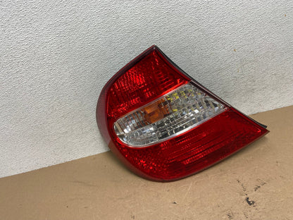 2002 2003 2004 Toyota Camry Left Driver LH Side Tail Light AF4564 LK0
