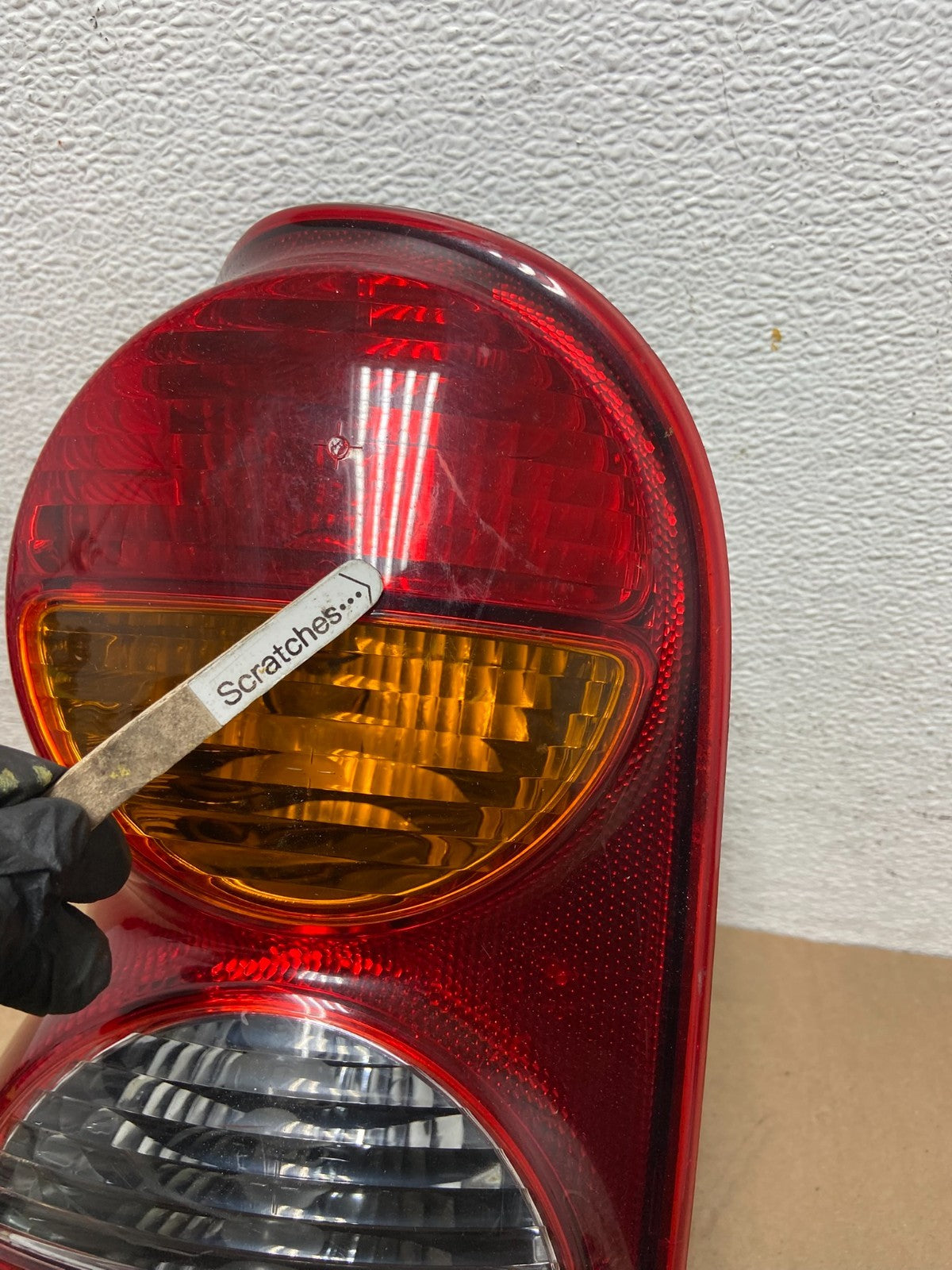 2002 2003 2004 Jeep Liberty Left Driver LH Side Tail Light AD6524 DW3