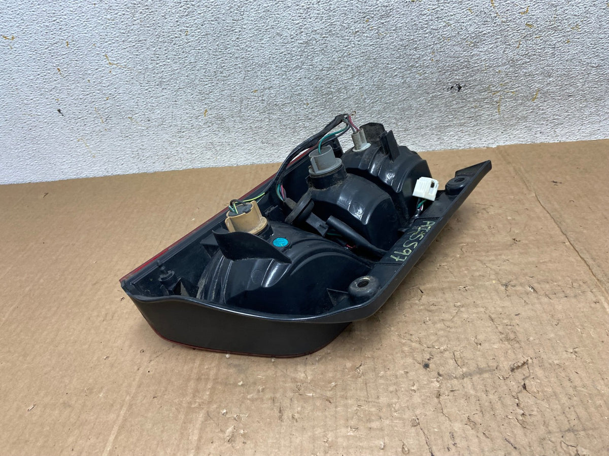 2005 to 2012 Nissan Pathfinder Tail light Left Driver Lh Side AI5597 LK4