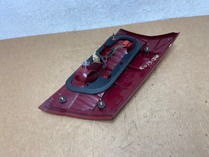 2004-2005 Toyota Sienna Right Passenger RH Side Inner Tail Light AD6153 LK5