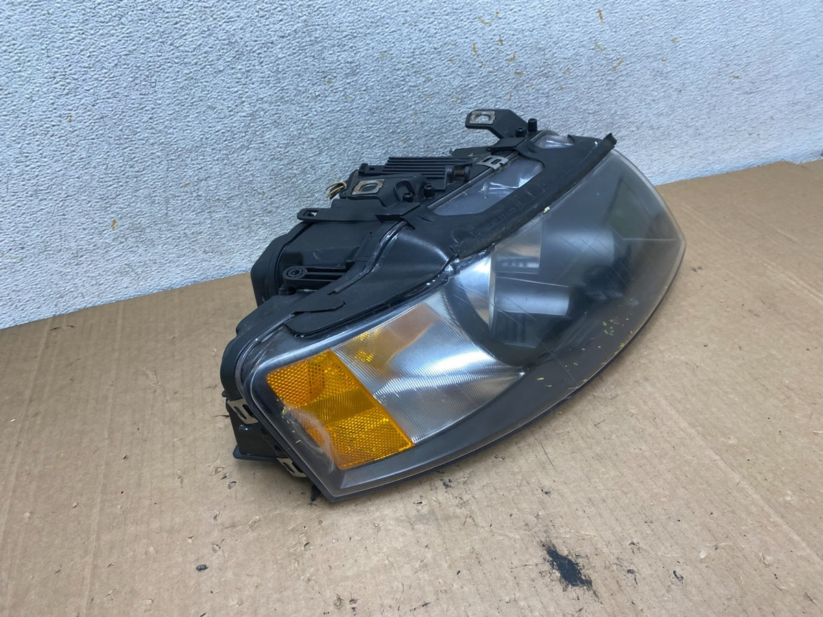 Halogen 2003 to 2006 Audi A4 Convertible Right Passenger RH Headlight AI8953 DW2