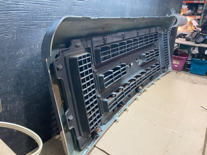 2008 to 2014 Ford Econoline E150 E250 Front Upper Chrome Grill Grille X7606 DG10