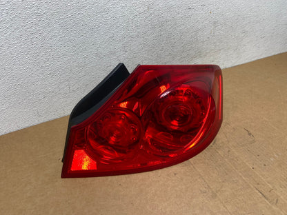 2005 to 2006 Infiniti G35 Right Passenger RH Side Tail Light AD5495 LK2