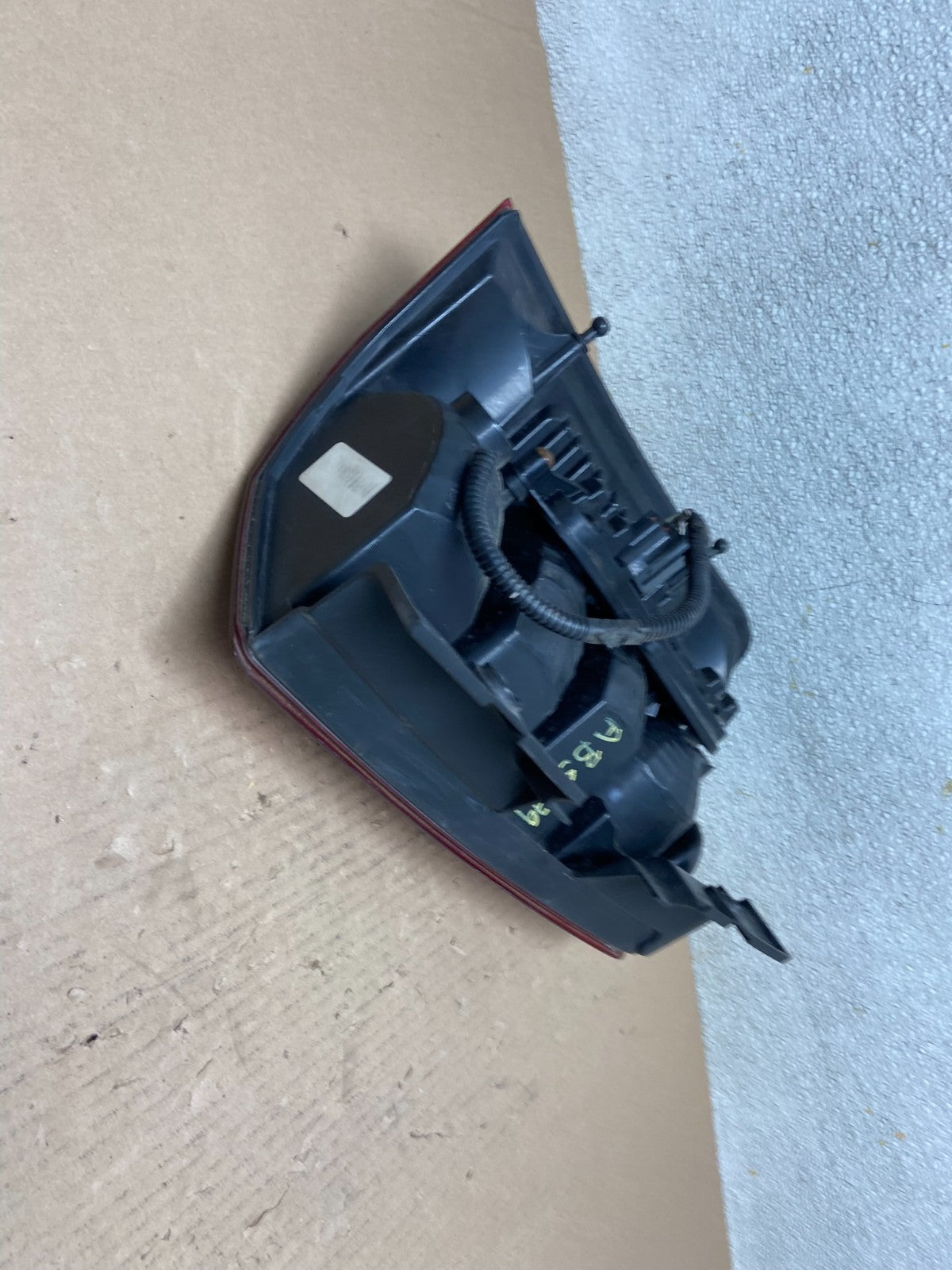 2008 to 2012 Jeep Liberty Right Passenger RH Side Tail Light OEM AB5979 LK4