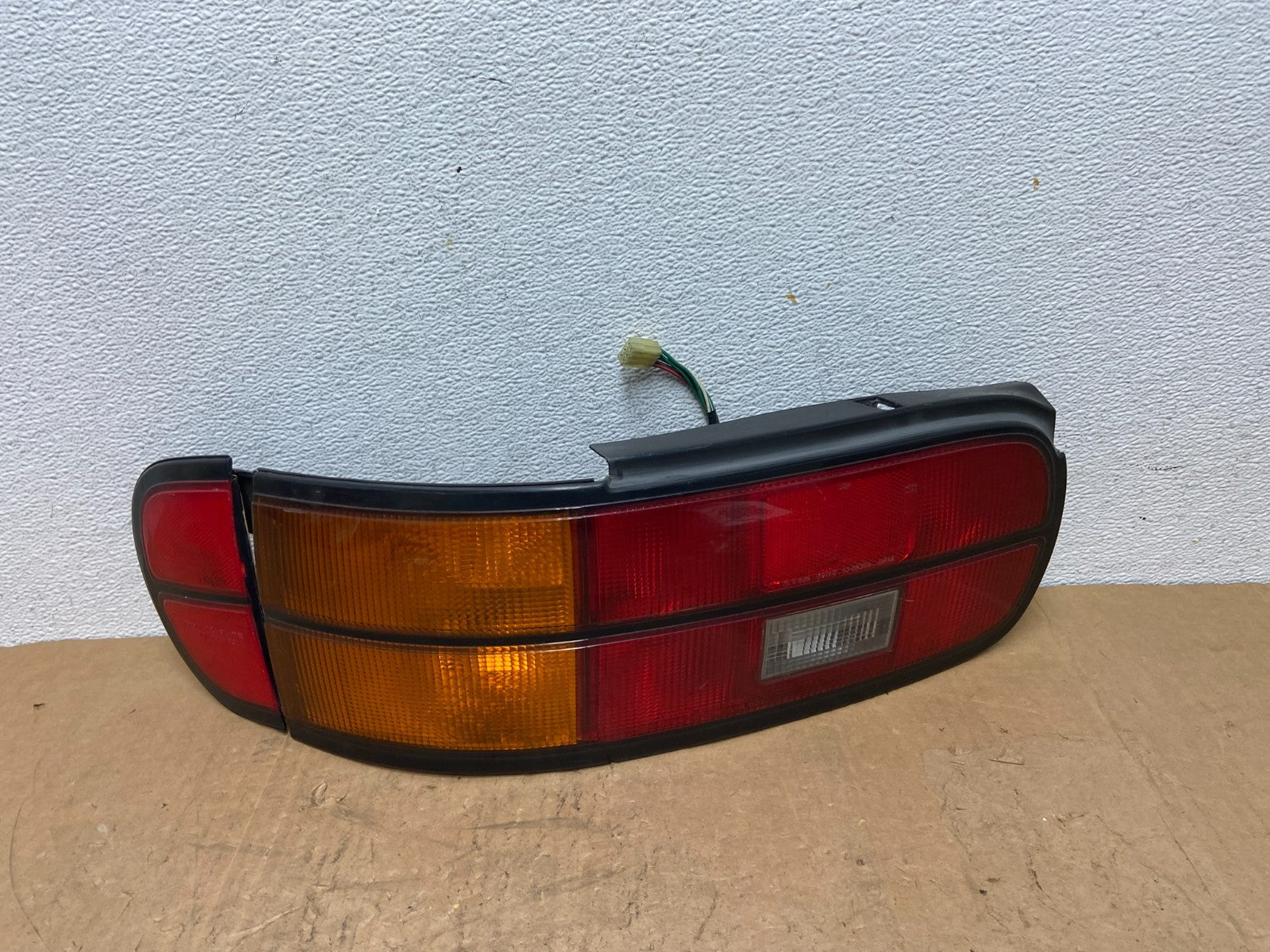 1990 to 1991 Toyota Celica Coupe Convertible Left Side Tail light AD06120