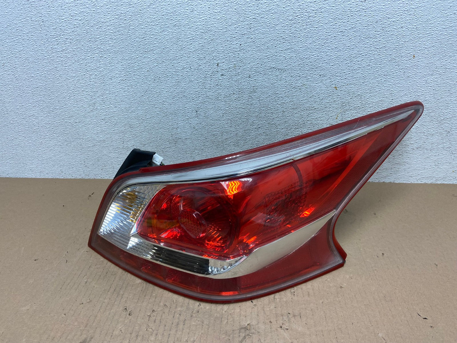2013 2014 2015 Nissan Altima Right Passenger RH Side Tail Light AE7349 LK0