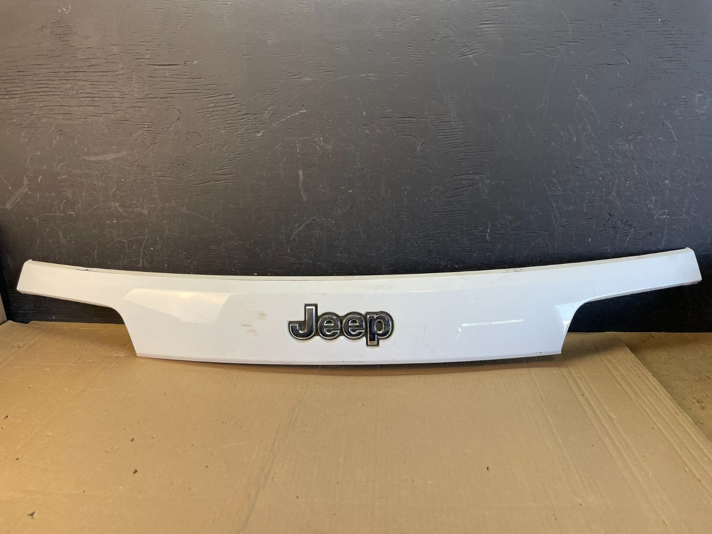 2014-2016 Jeep Grand Cherokee Tailgate Lift Gate Rear Hatch w/Camera AC9762 DG0