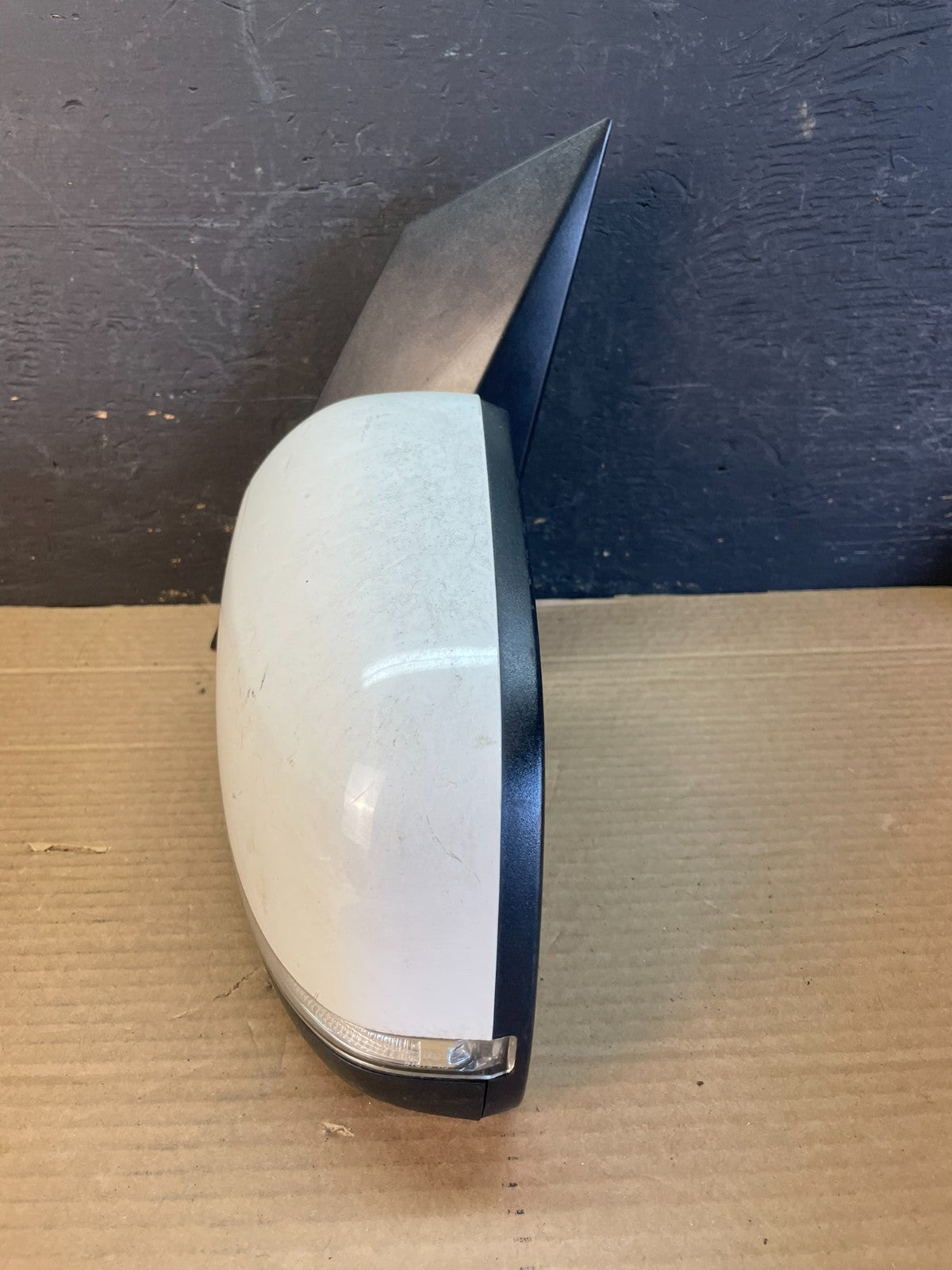 2015 to 2021 Kia Sedona Left Driver LH Side Door Mirror AE8646 DG8