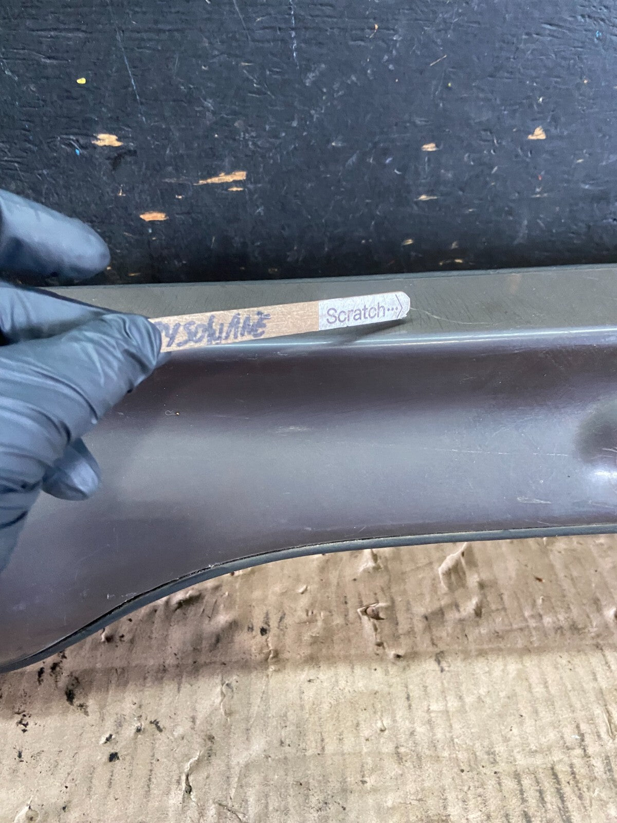 2000 to 2002 Ford Taurus Sedan Trunk Rear Center Lid Tail Light Panel O0840 DG4