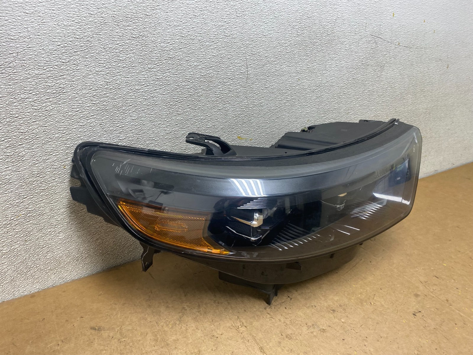 2020-2023 Ford Explorer Right Passenger side LED Police Headlight OEM X7428 GD2