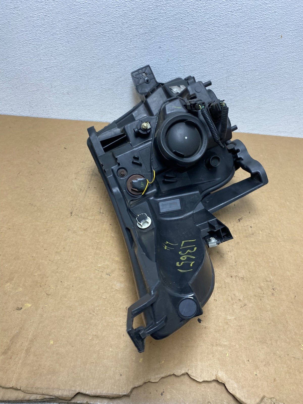 2011 to 2015 Ford Explorer Left Driver LH Halogen Headlight Oem AC2965 DW9