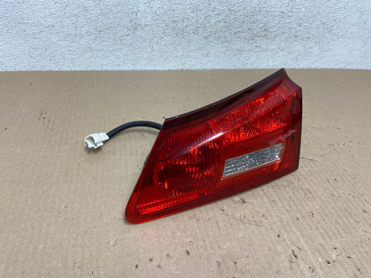 2006 - 2008 Lexus Is250 Is350 Right Passenger RH Inner Tail Light AE9672 LK2