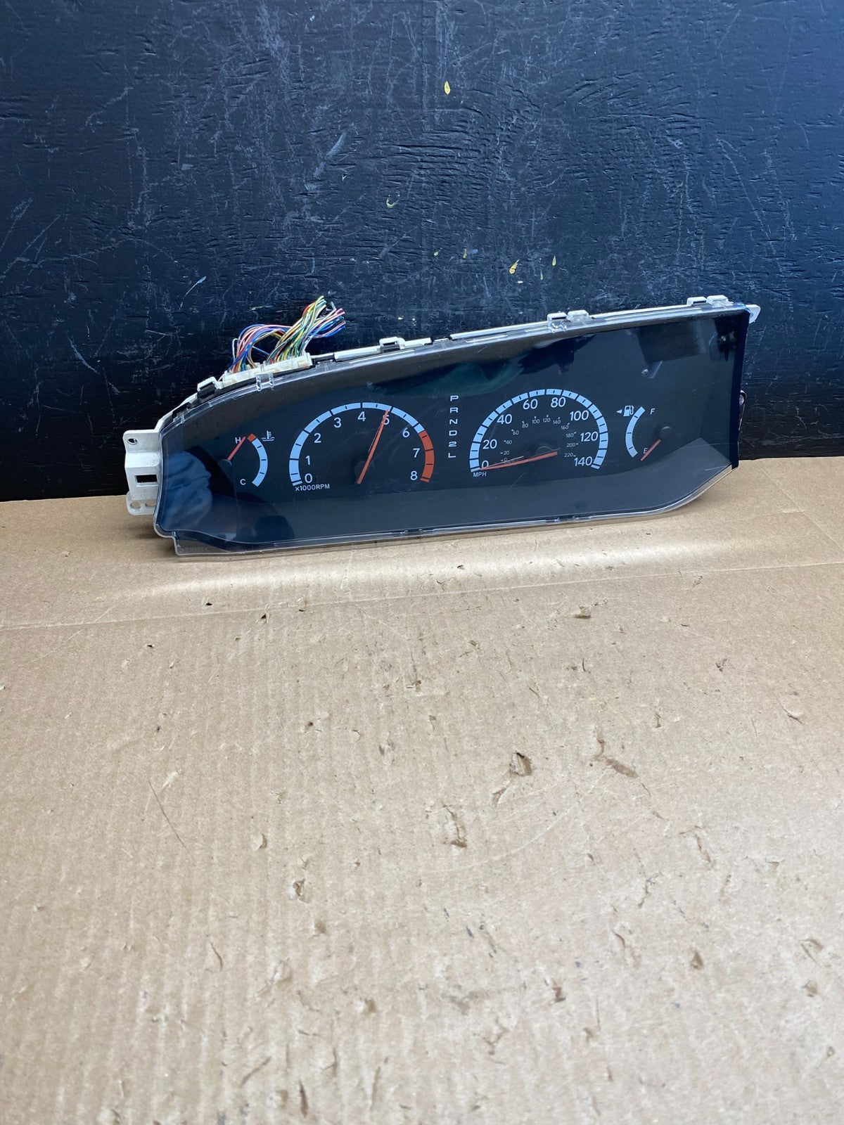 2000 to 2002 Toyota Avalon Cluster Gauge Speedometer AC6407 DG0
