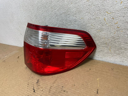 2005 2006 2007 Honda Odyssey Right Passenger RH Side Tail Light AH4270 LK2