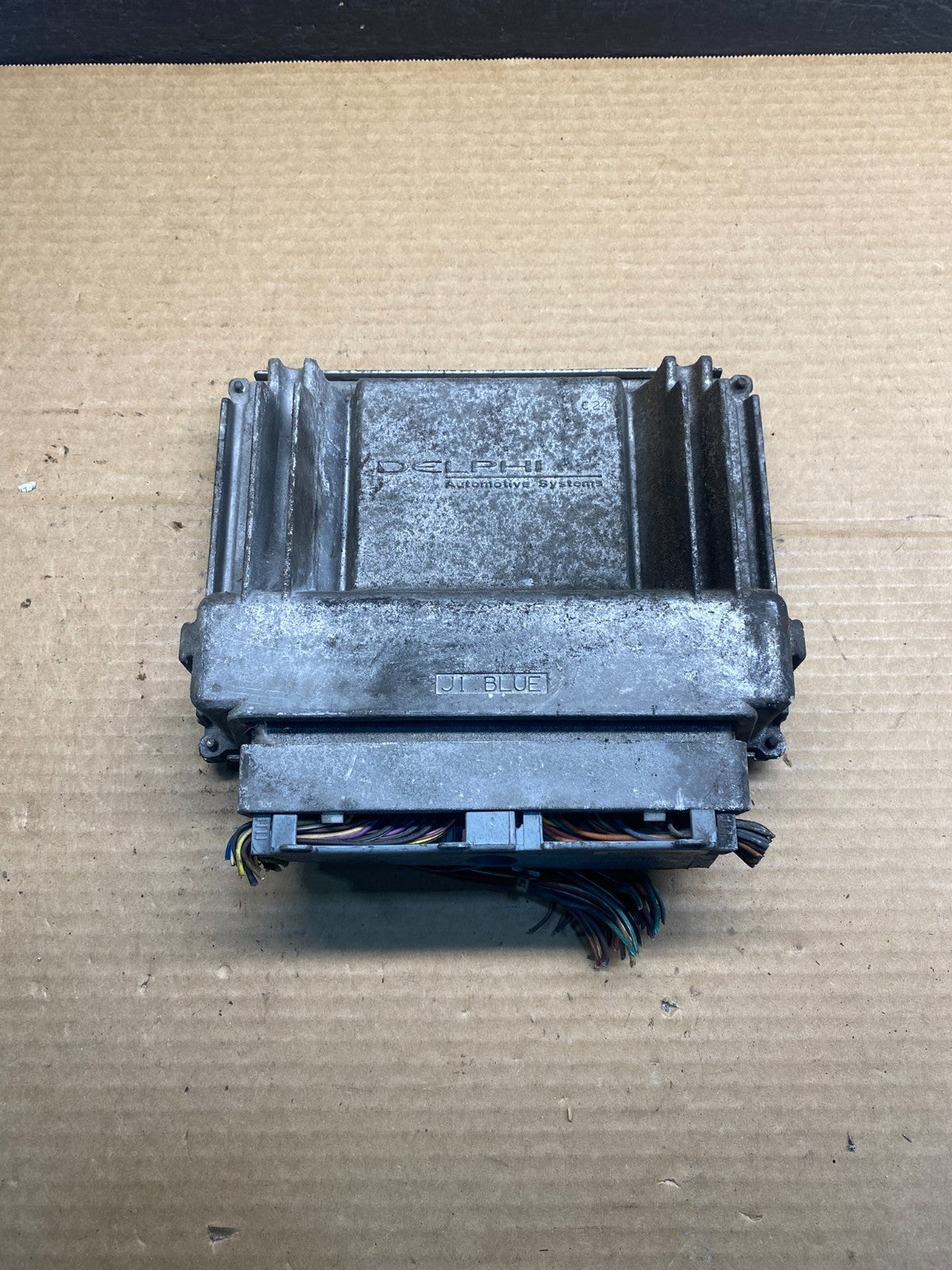 2003-2006 Chevrolet Tahoe Silverado Engine Control Unit Module ECM ECU AF6802 DW1