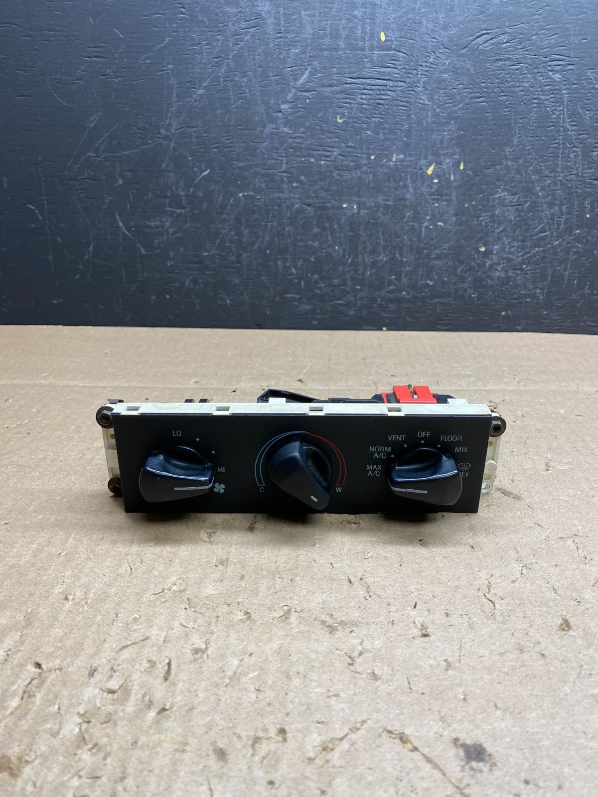 1992 to 1996 Ford F150 Heater A/C Climate Control ac6580 DG0