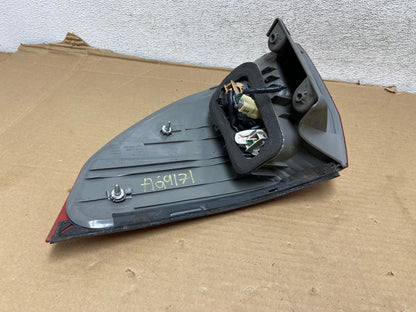2006 to 2010 Toyota Sienna Left Driver LH Side Tail Light AG9171 LK4