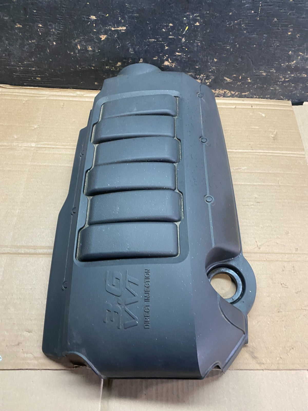 2012 to 2017 Buick Enclave Engine Motor Cover Oem v2654 DG2
