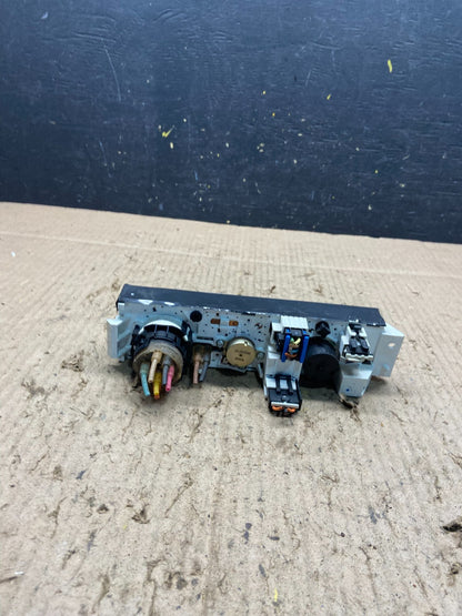 2001 - 2007 GMC Chevrolet Express 1500 Climate Control A/C Q1117 DG4