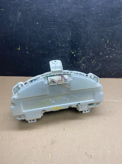 2004 to 2007 Toyota Highlander Speedometer Insrument Gauge Cluster T9183 DG3