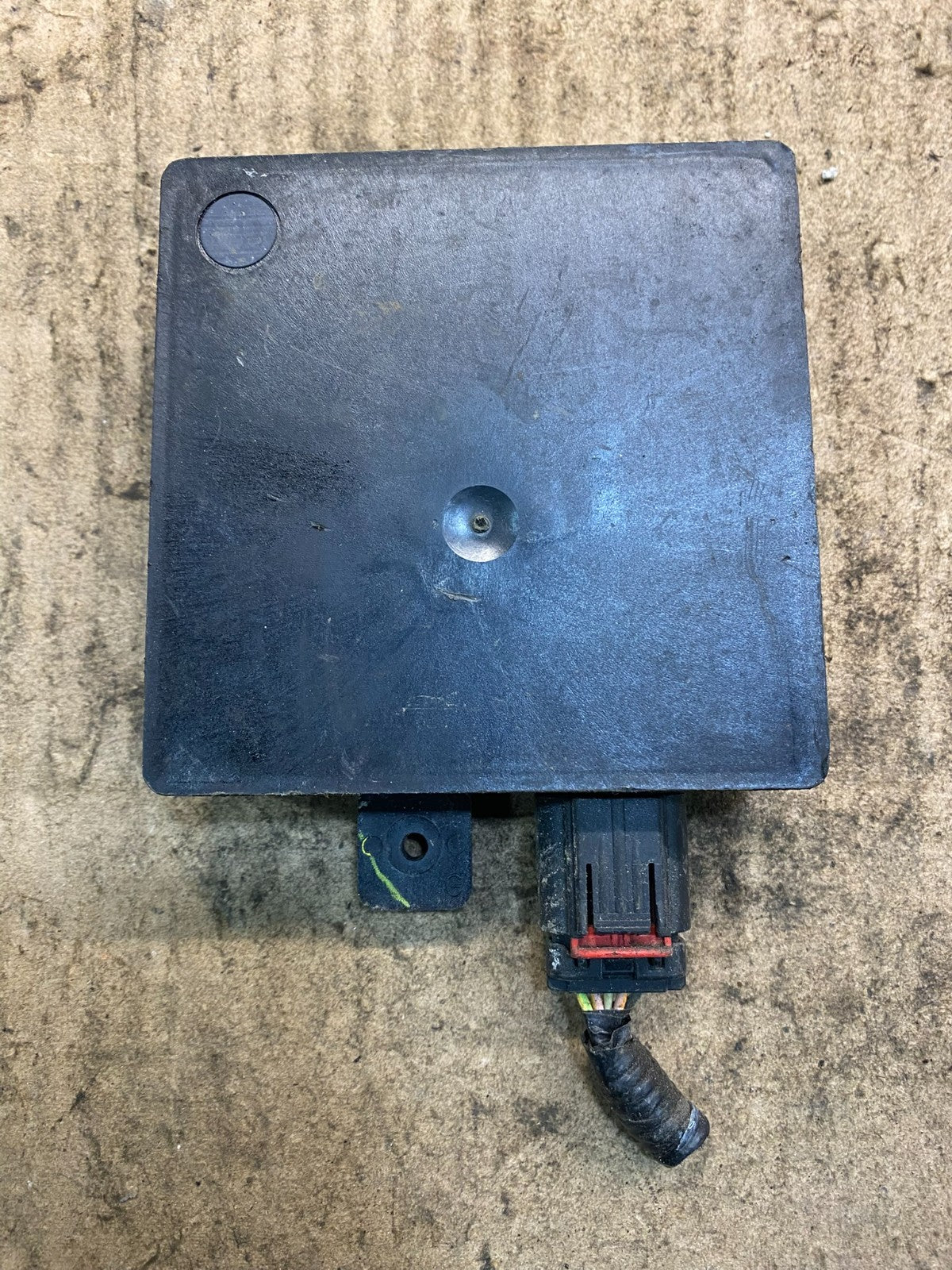2013 to 2018 Ford Lincoln Rear Radar Blind Spot Module z4966 DG1
