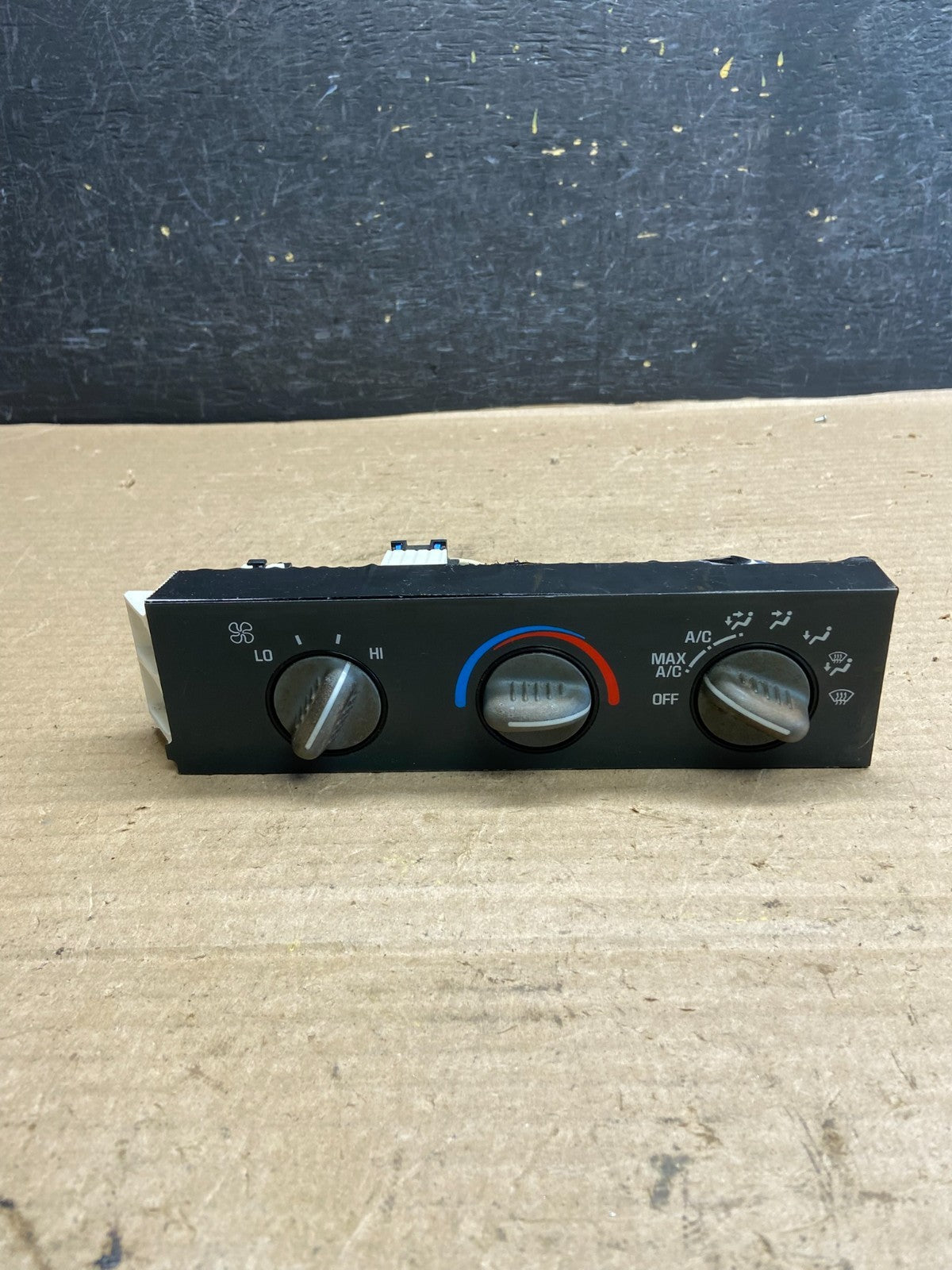 2001 - 2007 GMC Chevrolet Express 1500 Climate Control A/C ah3709 DG0