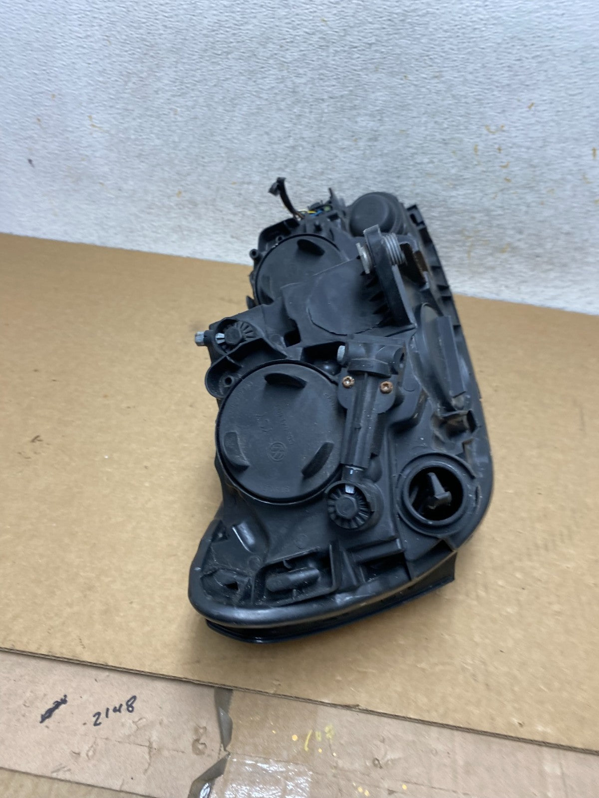 2012-2015 Volkswagen Passat Left Driver LH Side Halogen Headlight AI3266 DW9