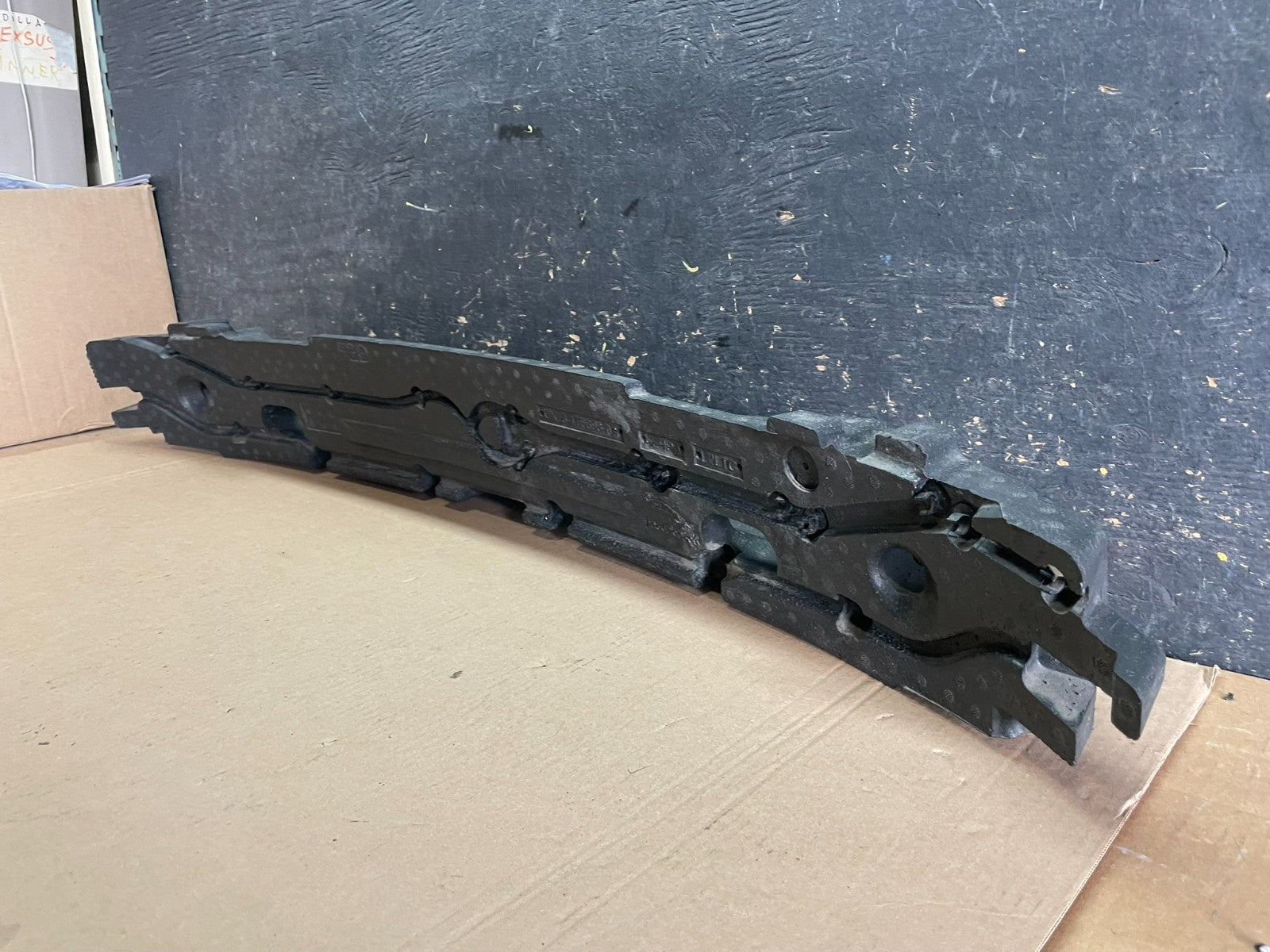 2009-2015 JAGUAR XF Front Bumper Impact Shock Absorber Foam z8575 DG4