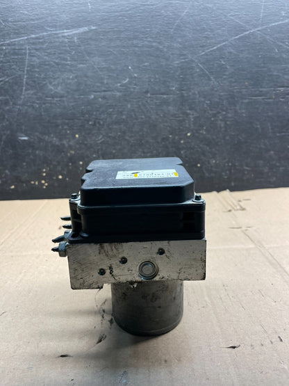 2007 to 2013 BMW 328i ABS Anti-Lock Brake Pump 3451 6780161-01 v1972 DG1