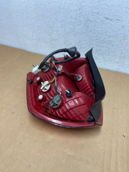 2006-2011 Hyundai Accent Sedan Left Driver Side Lh Tail Light AD2556 LK6