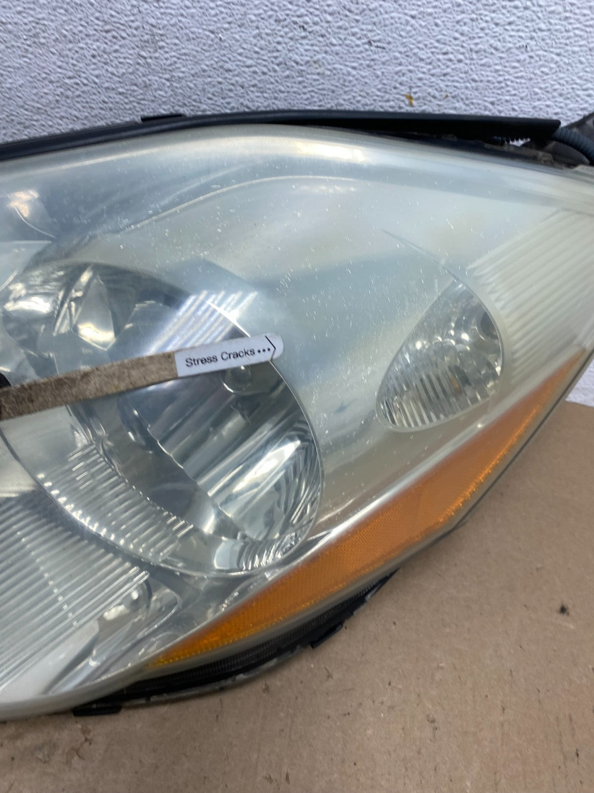 2006 to 2010 Toyota Sienna Left Driver Lh Side Headlight Halogen AE6467 DW4