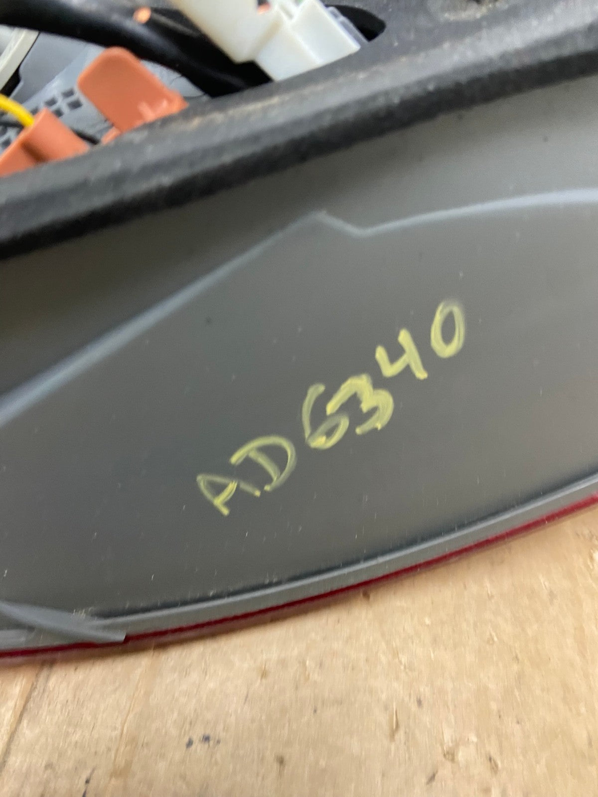 2009 to 2010 Hyundai Sonata Right Passenger Side Tail Light AD6340 LK5