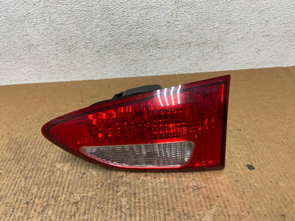 2006 2007 Subaru Tribeca B9 Right Passenger Side Tail Light Inner AE2741 LK0