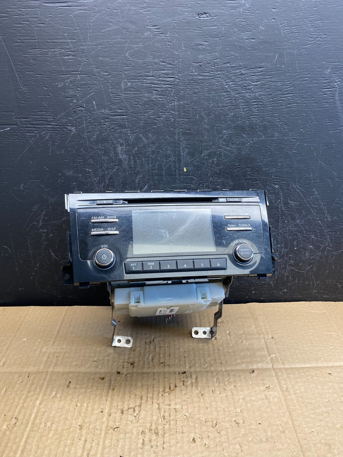 2013 to 2015 Nissan Altima Radio Screen Receiver AM-FM CD Player AC9604 DG0