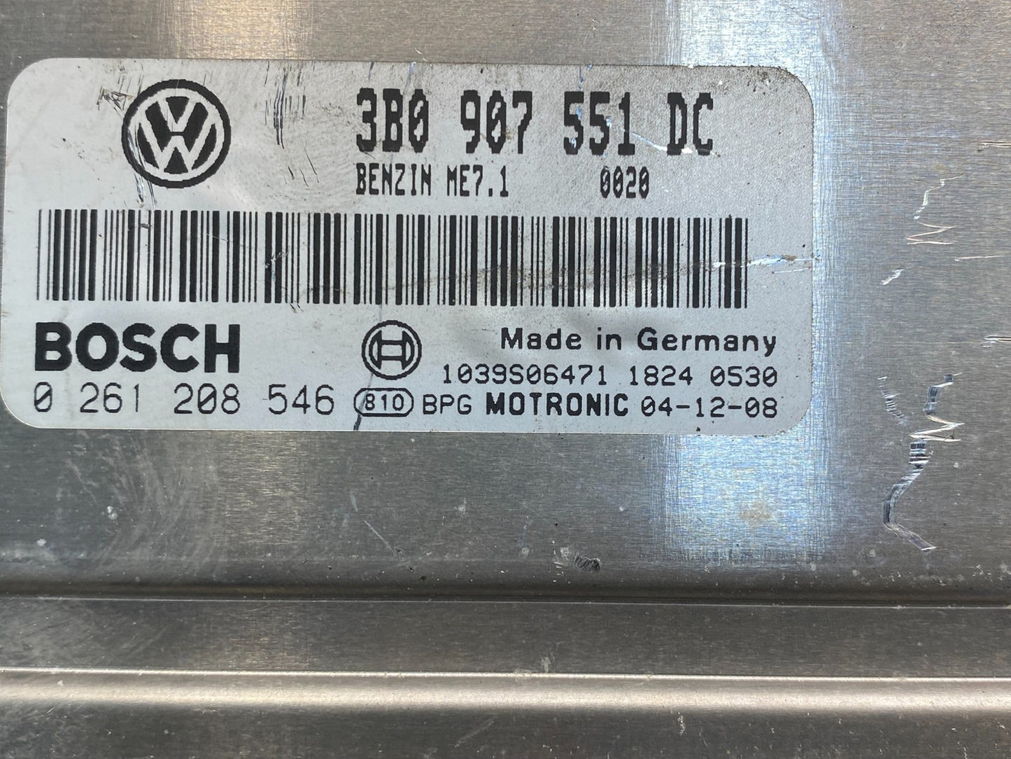 2001 2005 Volkswagen Passat ECM Engine Control Unit ECU af8916 DG2